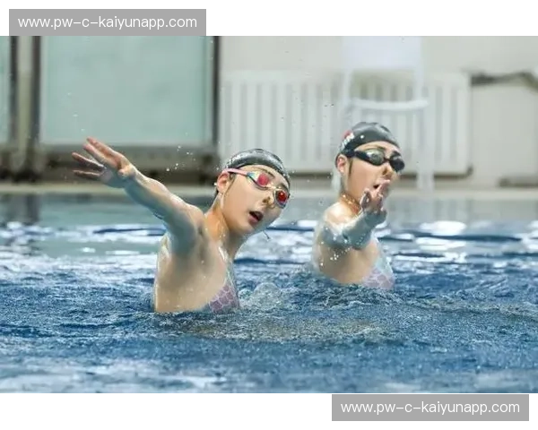 伤病花样游泳：美丽背后的隐形代价